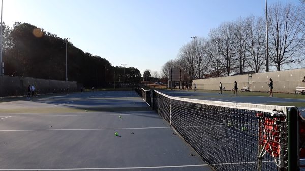 Tennis teams begin first season on home courts